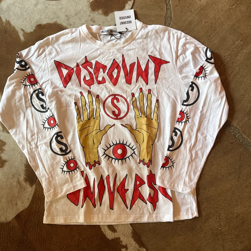 Graphic tshirt